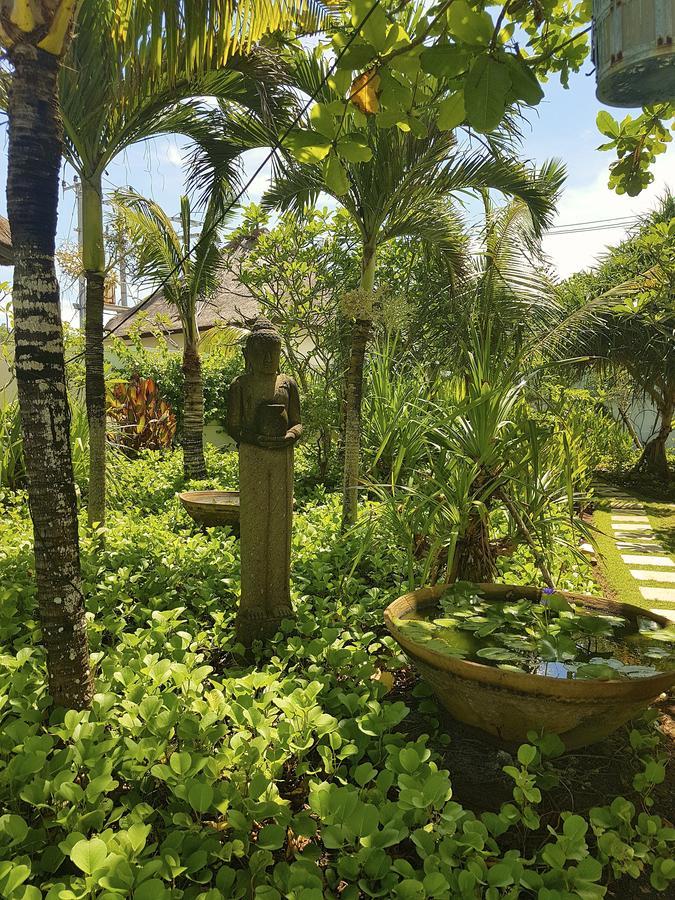 Villa Bahagia Nusa Lembongan Extérieur photo
